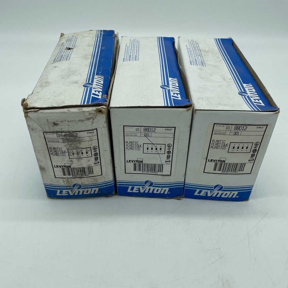 Leviton 88012 4-Gang Toggle Switch Wallplate White Plastic 30 Pack NEW